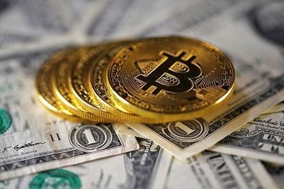 Modern mining rigs set up for performance