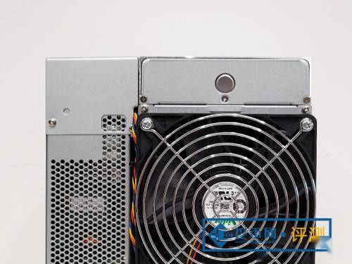 Powerful mining rigs equipped with optimized power supply units